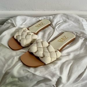 Zara Woven Flat Sandal Size US Women 5
